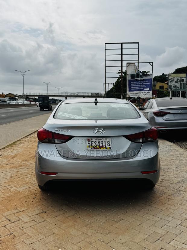 Hyundai Elantra 2015 Gray
