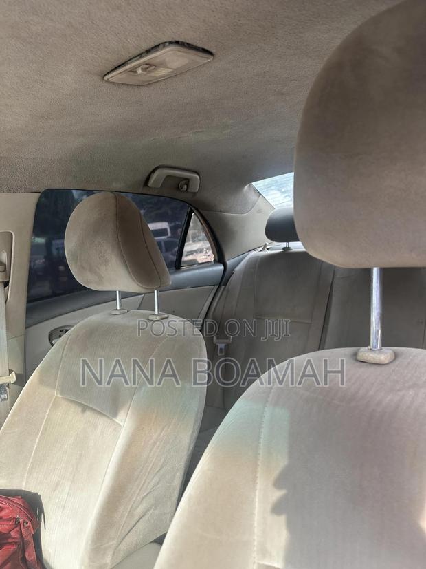 Toyota Corolla 2010 Green