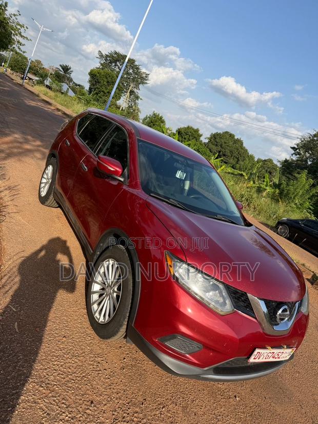 Nissan Rogue 2016 Red