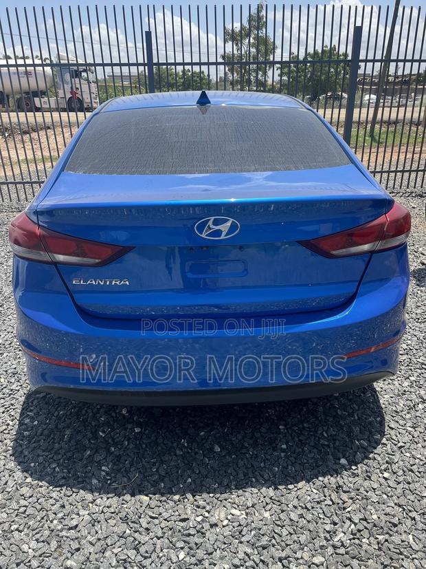 Hyundai Elantra ECO 2018 Blue