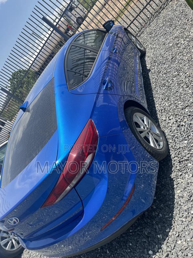 Hyundai Elantra ECO 2018 Blue