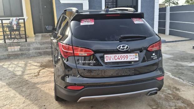 Hyundai Santa Fe Limited 4dr SUV (3.3L 6cyl 6A) 2015 Black