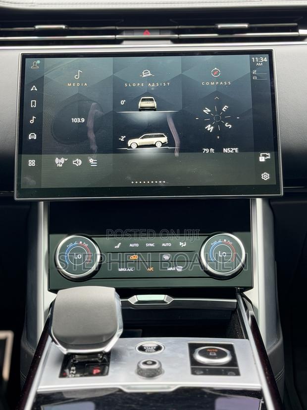 Land Rover Range Rover Vogue 2024 Silver
