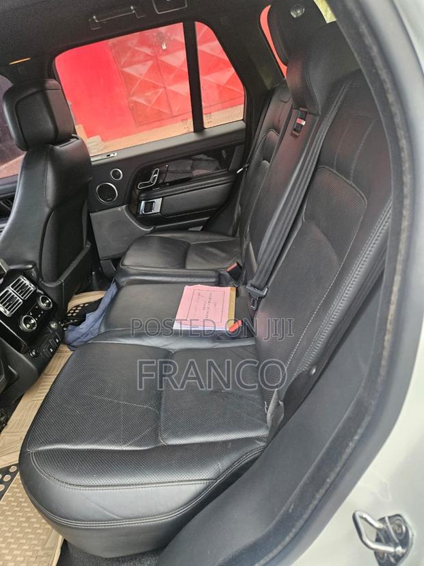 Land Rover Range Rover Vogue 2019 White