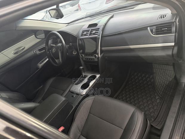 Toyota Camry SE 4dr Sedan (2.5L 4cyl 6A) 2014 Black
