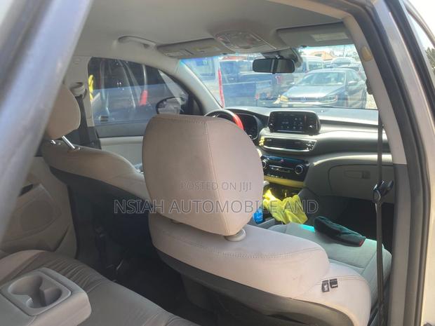 Hyundai Tucson 2021 Silver