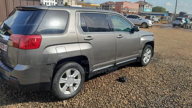 GMC Terrain 2012 Gray