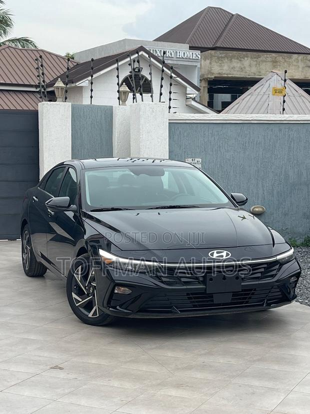 Hyundai Elantra 2025 Black