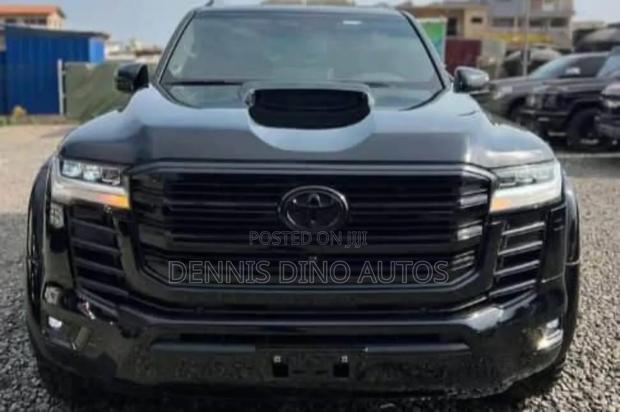 New Toyota Land Cruiser LC300 2025 Black