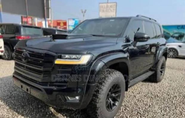 New Toyota Land Cruiser LC300 2025 Black
