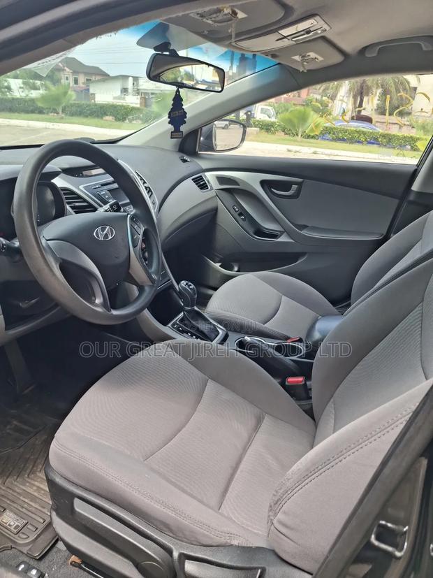 Hyundai Elantra 2015 Black