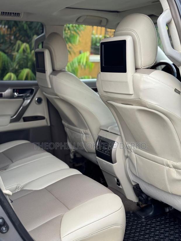 Lexus GX 460 Luxury 2015 Gray