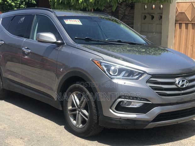 Hyundai Santa Fe SE Ultimate AWD 2017 Gray