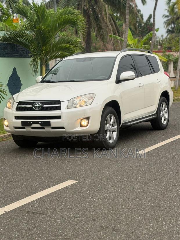 Toyota RAV4 2.5 Sport 2012 White