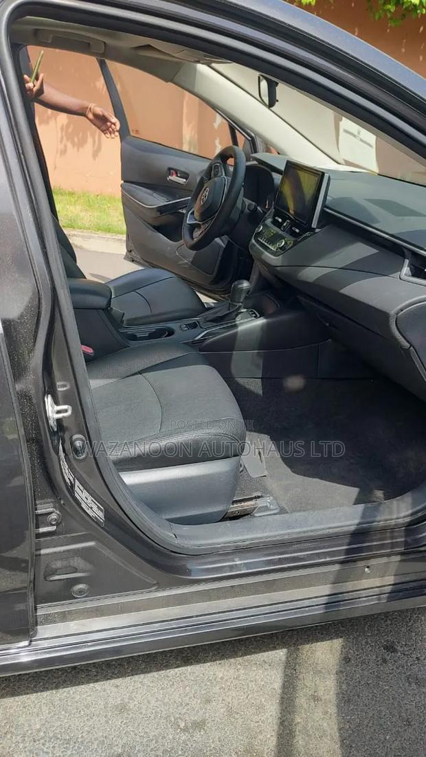 Toyota Corolla SE (1.8L 4cyl 2A) 2019 Gray