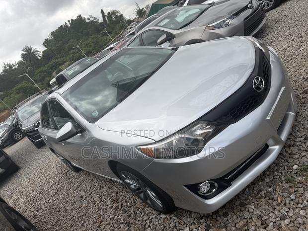 Toyota Camry 2014 Silver