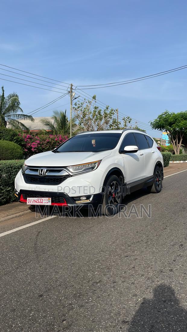 Honda CR-V Touring AWD 2019 White