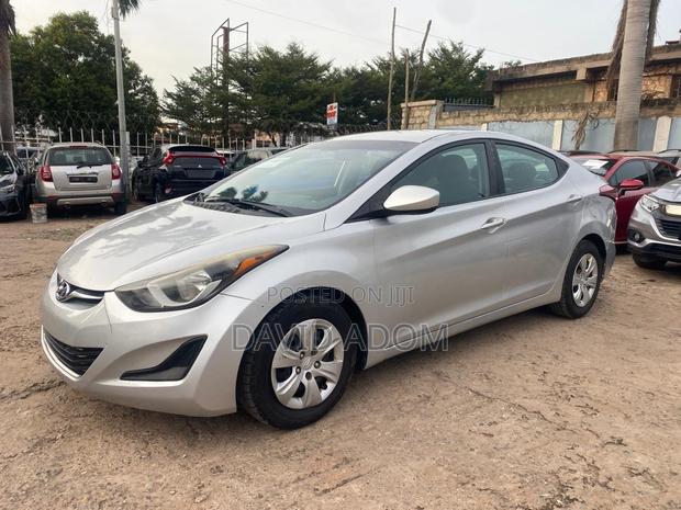 Hyundai Elantra 2015 Silver