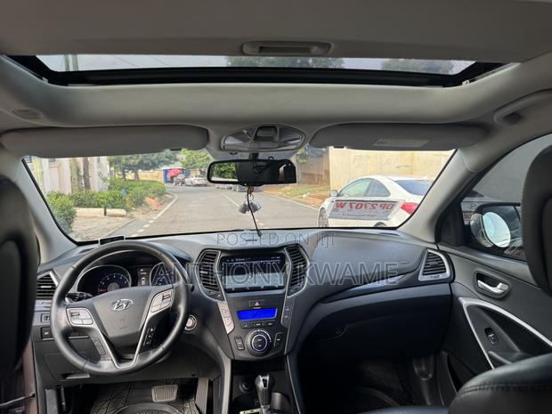 Hyundai Santa Fe 2014 Brown