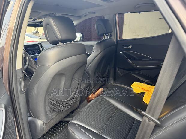Hyundai Santa Fe 2014 Brown