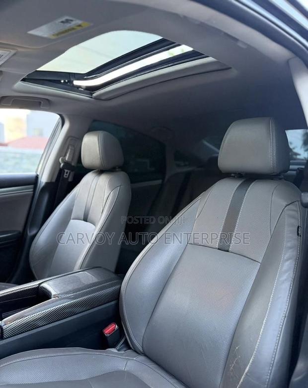 Honda Civic Touring 4dr Sedan (1.5L 4cyl) 2017 Black
