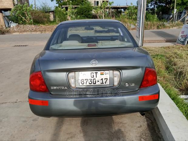 Nissan Sentra 1.8 2006 Silver