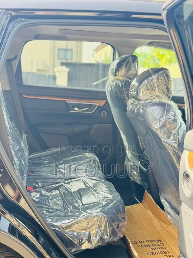 Honda CR-V Touring FWD 2019 Black