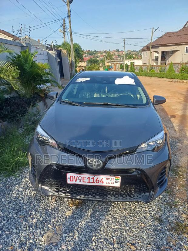 Toyota Corolla LE (1.8L 4cyl 2A) 2019 Gray