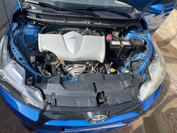 Toyota Yaris L Hatchback 5dr 2014 Blue