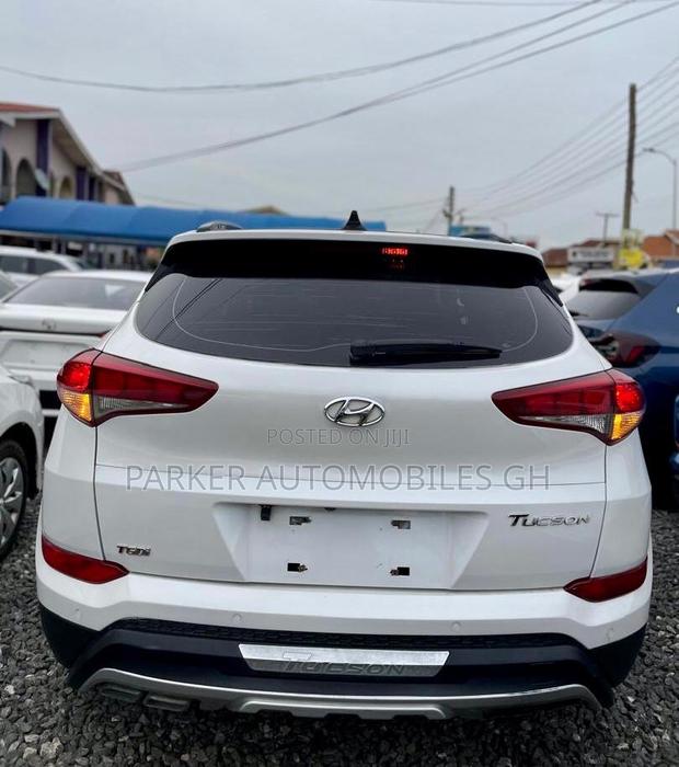 Hyundai Tucson Limited FWD 2016 White