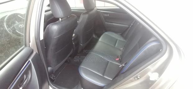 Toyota Corolla XSE 4dr Sedan (1.8L 4cyl CVT) 2017 Burgundy