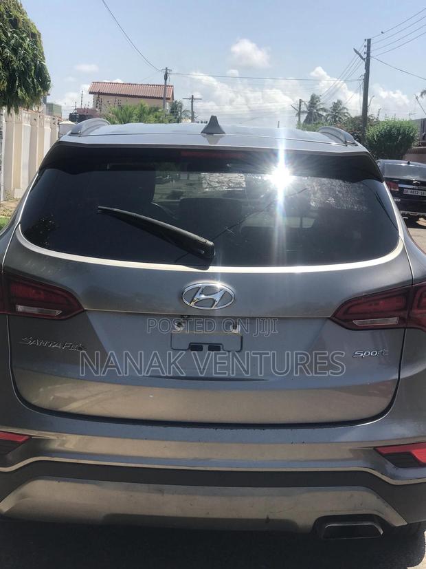 Hyundai Santa Fe SE Ultimate AWD 2017 Gray