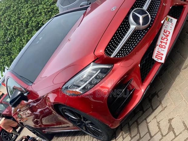Mercedes-Benz C300 2018 Burgundy