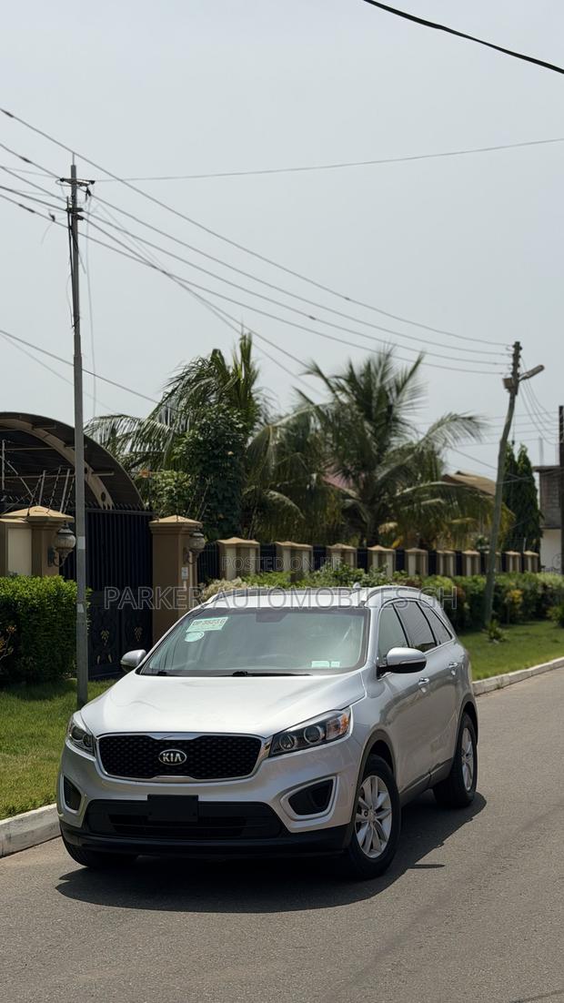Kia Sorento 2018 Silver