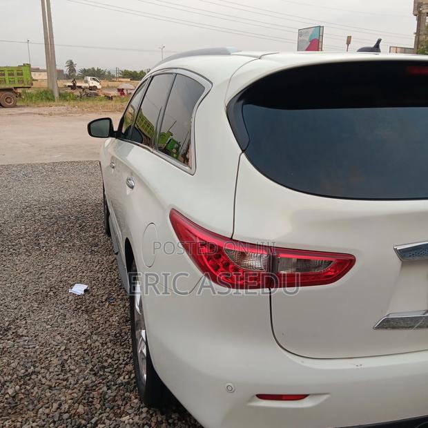 Infiniti JX 35 2013 White