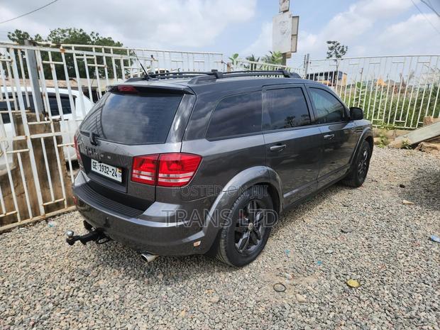 Dodge Journey 2012 Gray