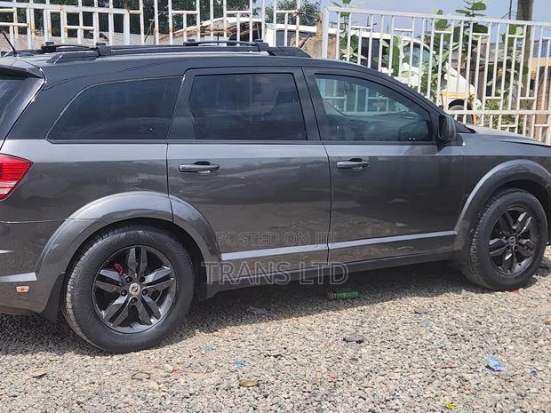 Dodge Journey 2012 Gray