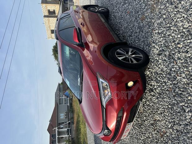 Toyota RAV4 2018 Red