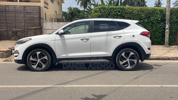 Hyundai Tucson 2017 White