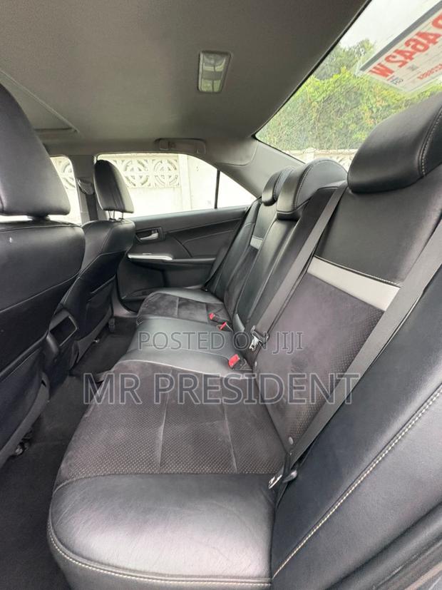 Toyota Camry L 4dr Sedan (2.5L 4cyl 6A) 2014 Gray