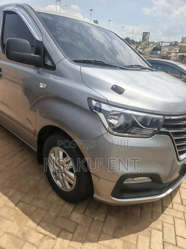Hyundai Grandeur 2018 Silver
