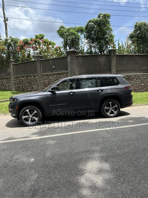 Jeep Cherokee Limited 2022 Gray