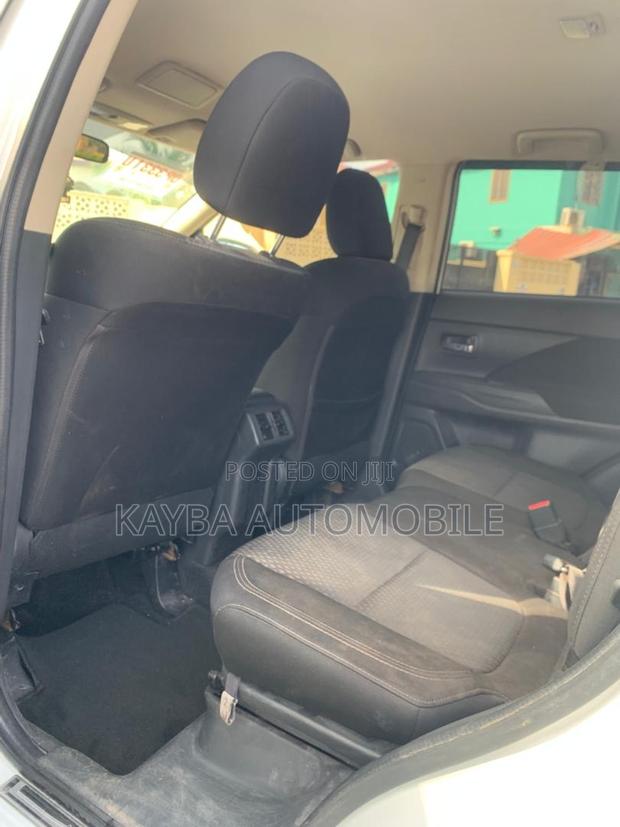 Mitsubishi Outlander 2020 White