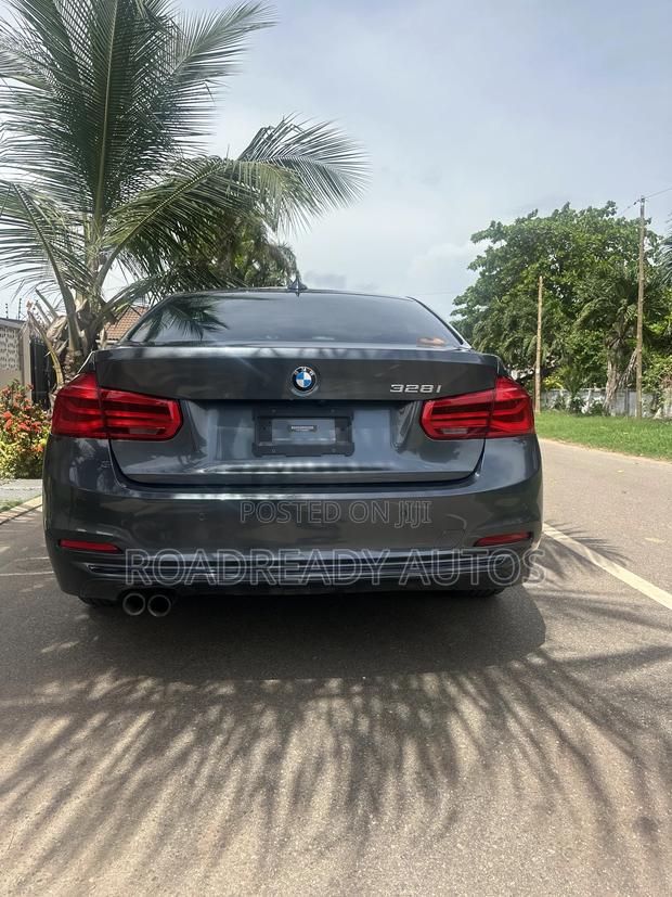 BMW 328i 2016 Gray
