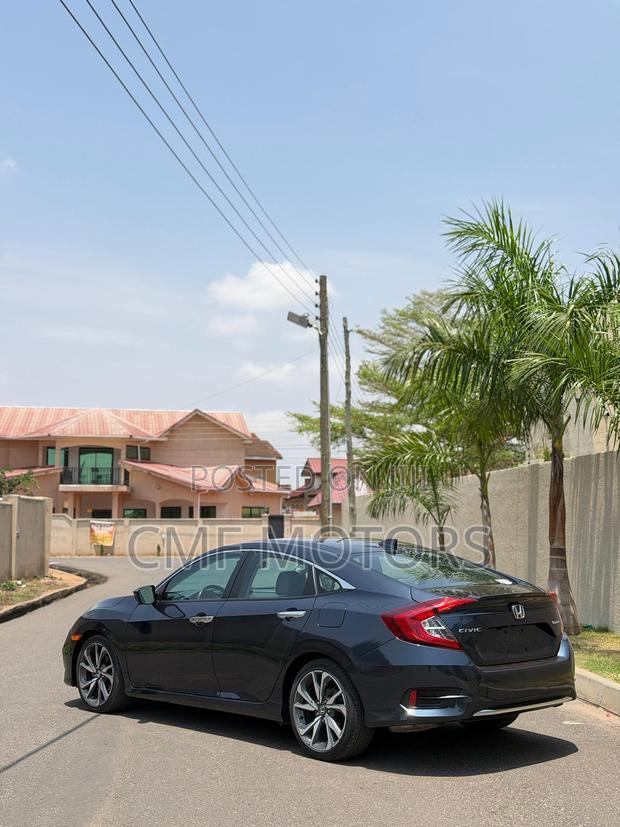 Honda Civic Touring Sedan 2020 Gray