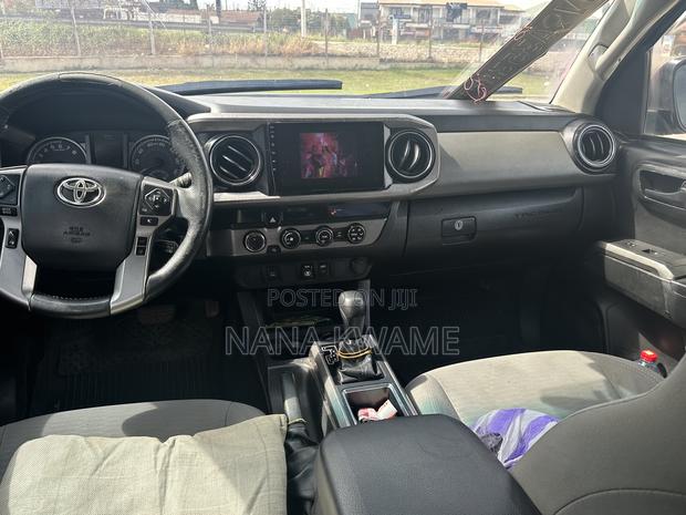 Toyota Tacoma SR 2019 Black