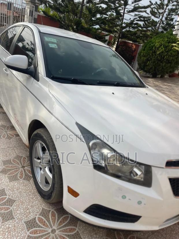 Chevrolet Cruze Eco 4dr Sedan (1.4L 4cyl Turbo 6M) 2015 White
