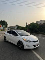 Hyundai Avante 2015 White for sale