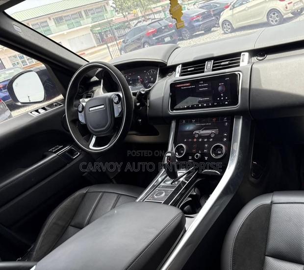 Land Rover Range Rover Sport 2021 Red