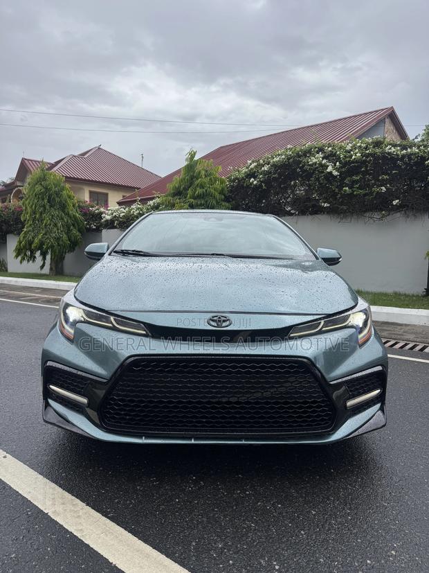 Toyota Corolla SE 2020 Green